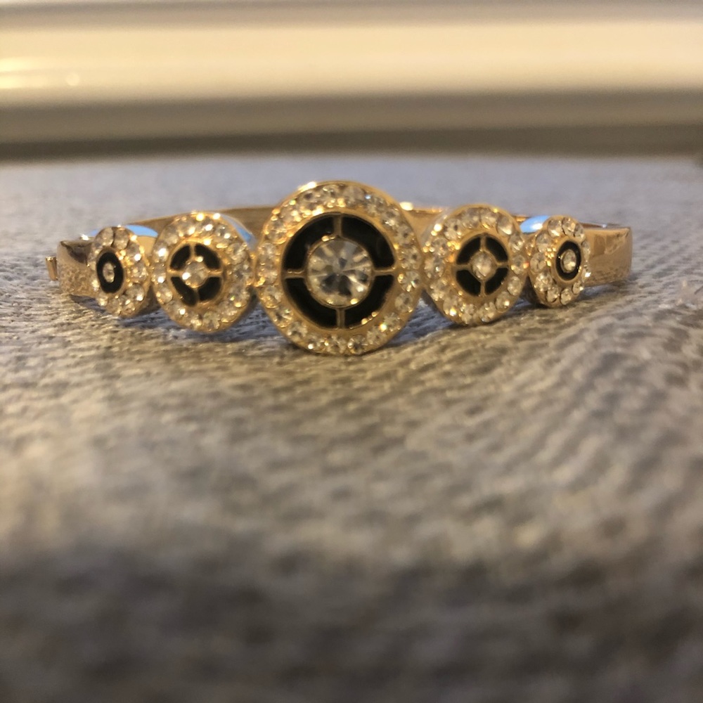 NWOT Swarovski Gold Bracelet